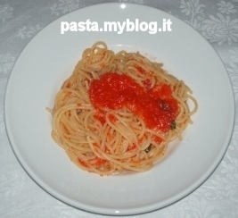 Spaghetti al Pomodoro Crudo